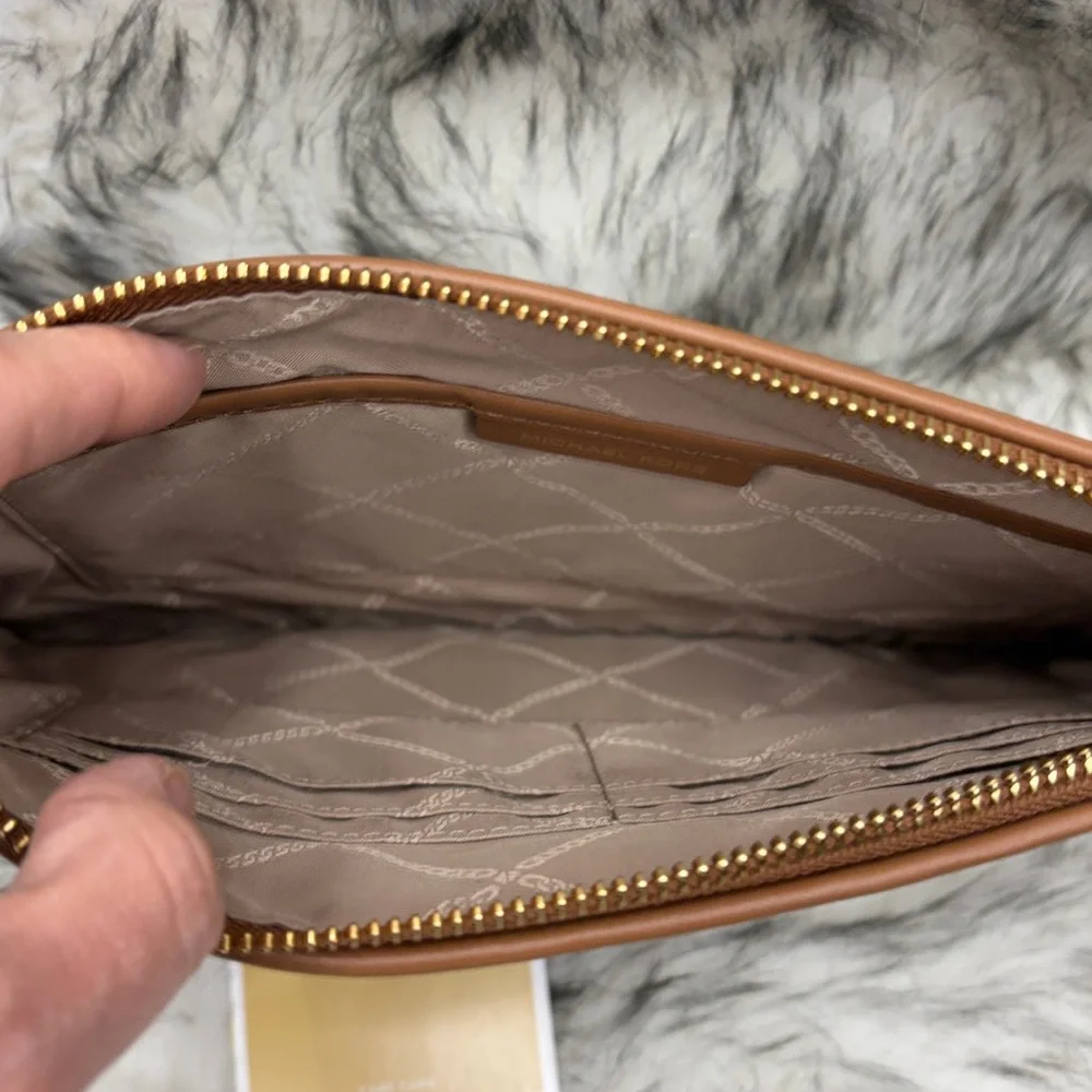 Michael Kors jet set Tan Woven leather large Fringe Clutch wristlet - Picture 9 of 9
